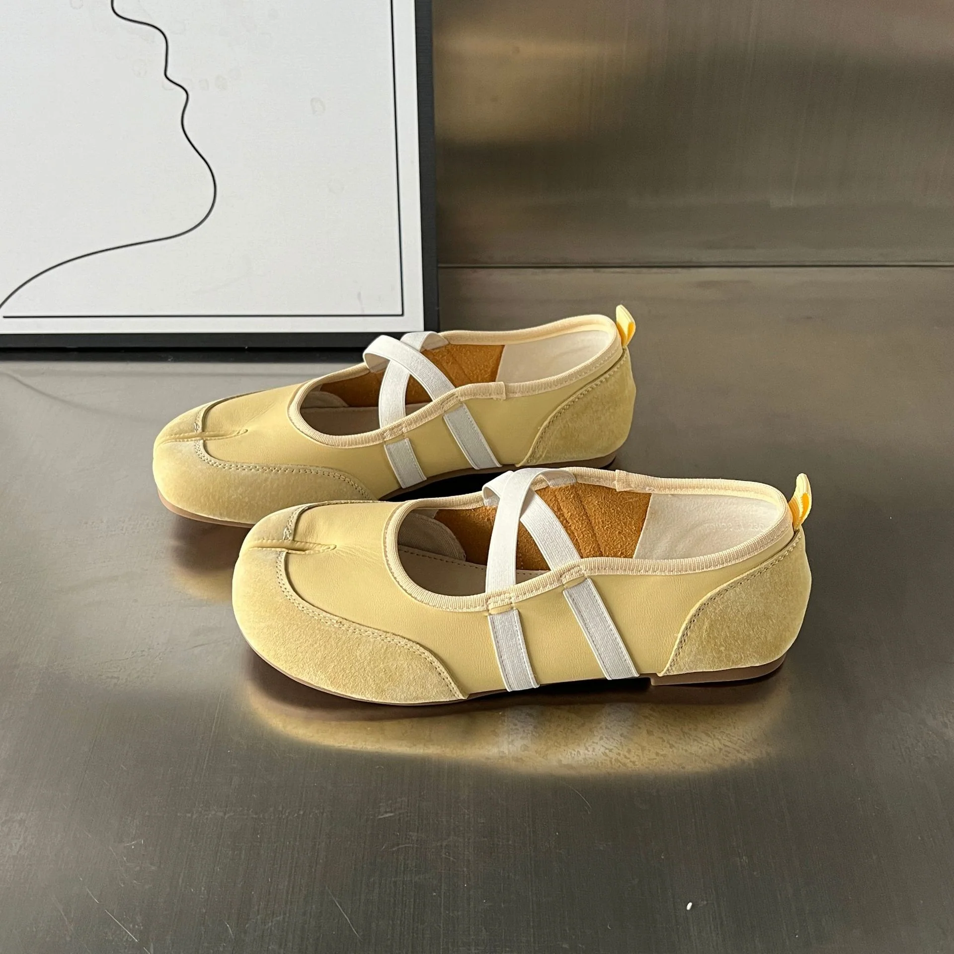 Damen Ballerinas mit feiner Lederoberfläche und komfortabler Sohle Heidi Mode