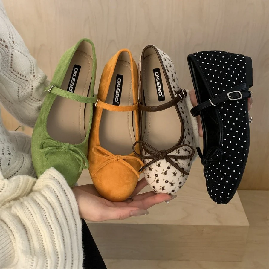 Damen Ballerinas mit zartem Riemchen und Blumenmuster Heidi Mode