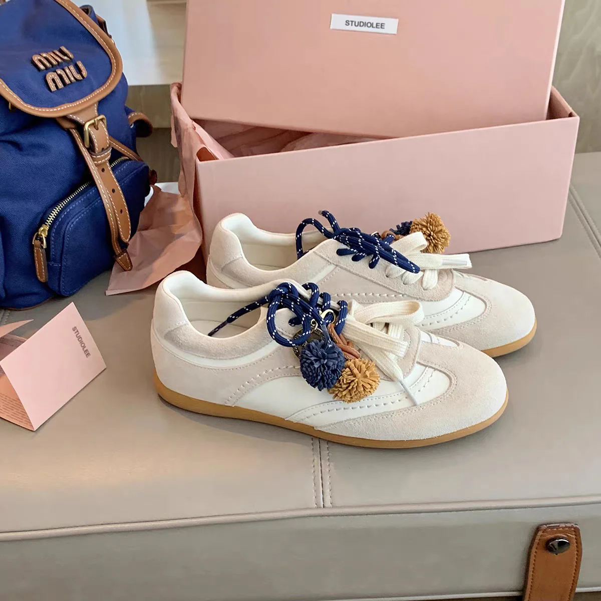 Damen Bequeme Freizeitsneaker mit verspielten Applikationen Heidi Mode - Image 7