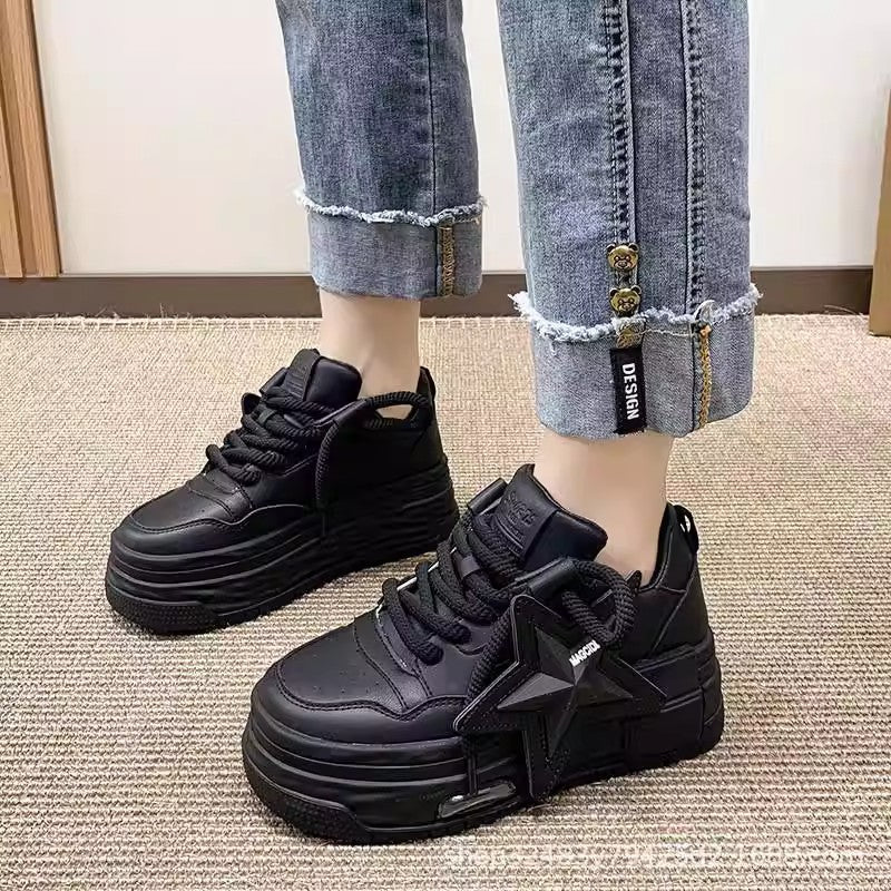 Damen Chunky Sneakers mit integriertem Air-System und markantem Sternen-Design Heidi Mode - Image 9