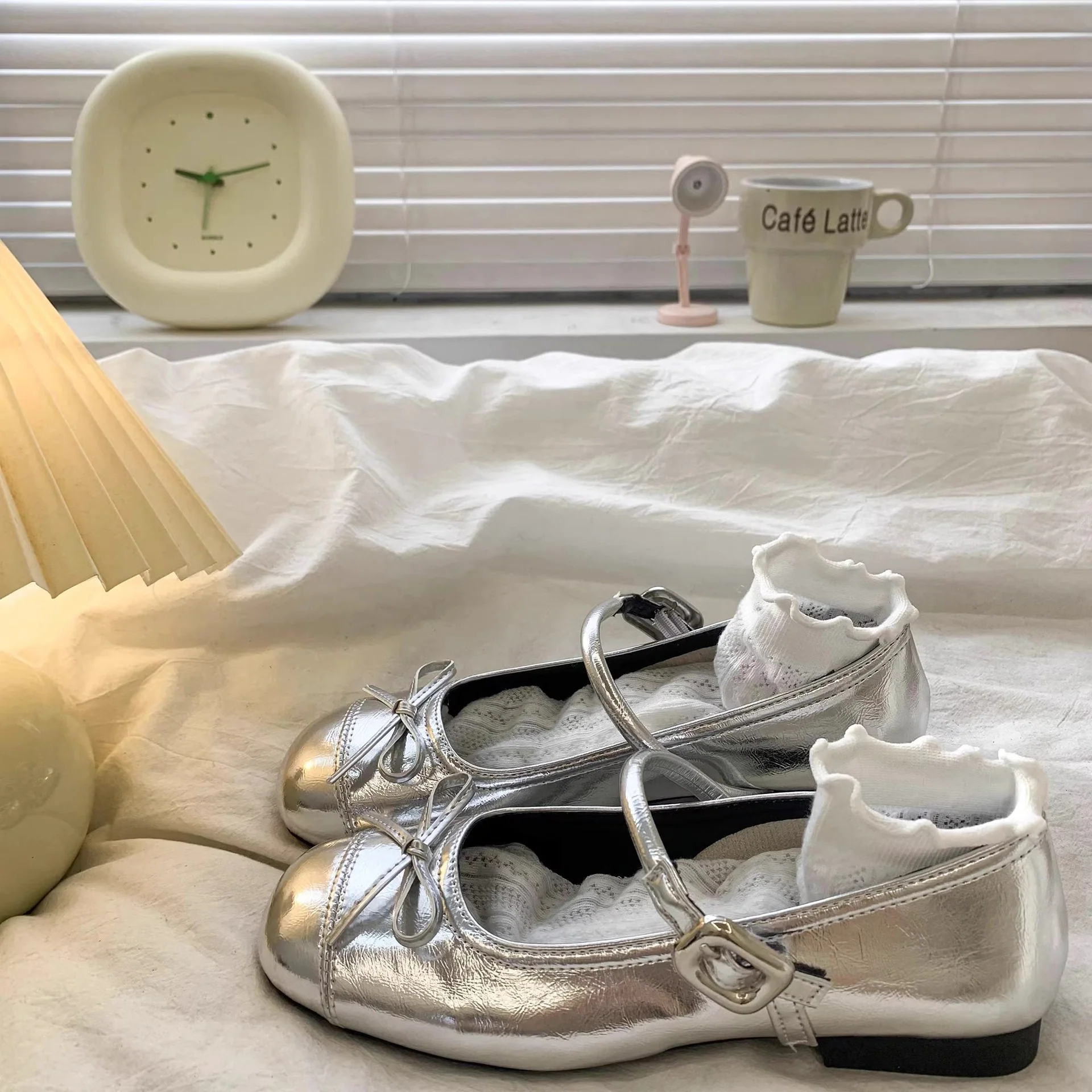Damen elegante Ballerinas mit floralem Spitzen-Design und komfortablem Fußbett Heidi Mode