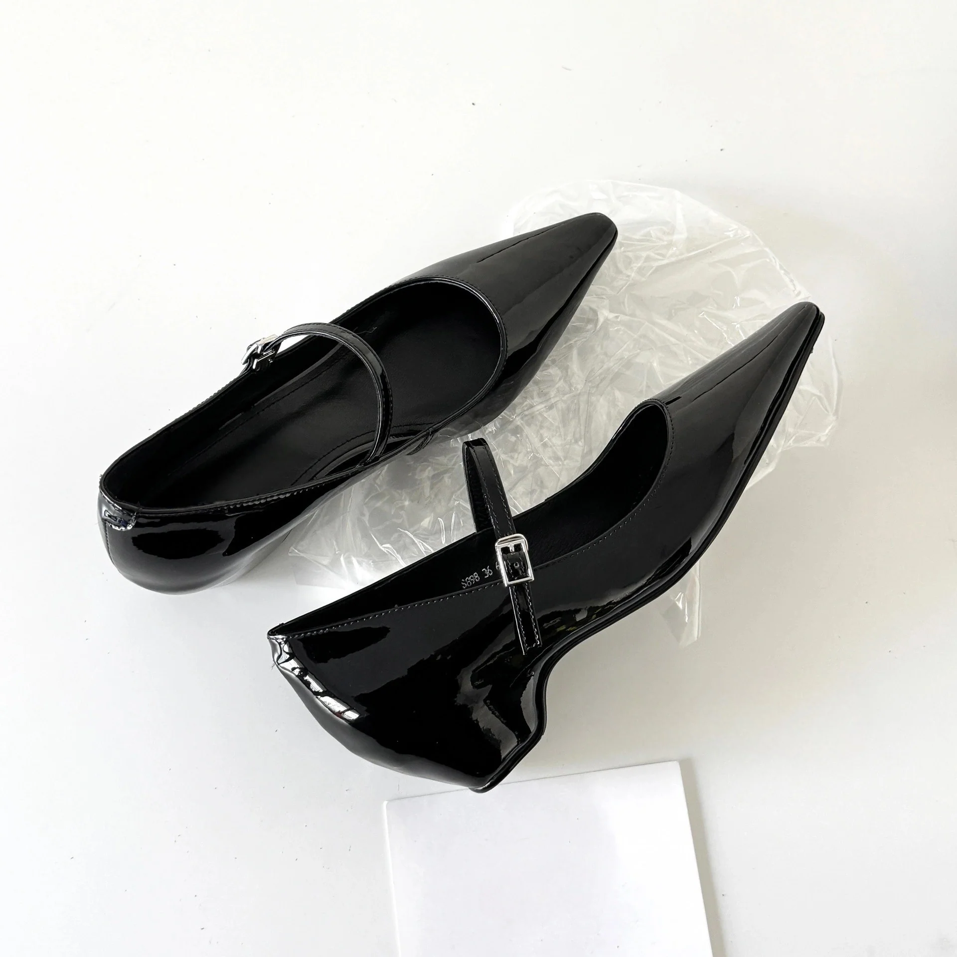 Damen elegante Slingback-Ballerinas mit modischem Riemen und spitzem Fußteil Heidi Mode
