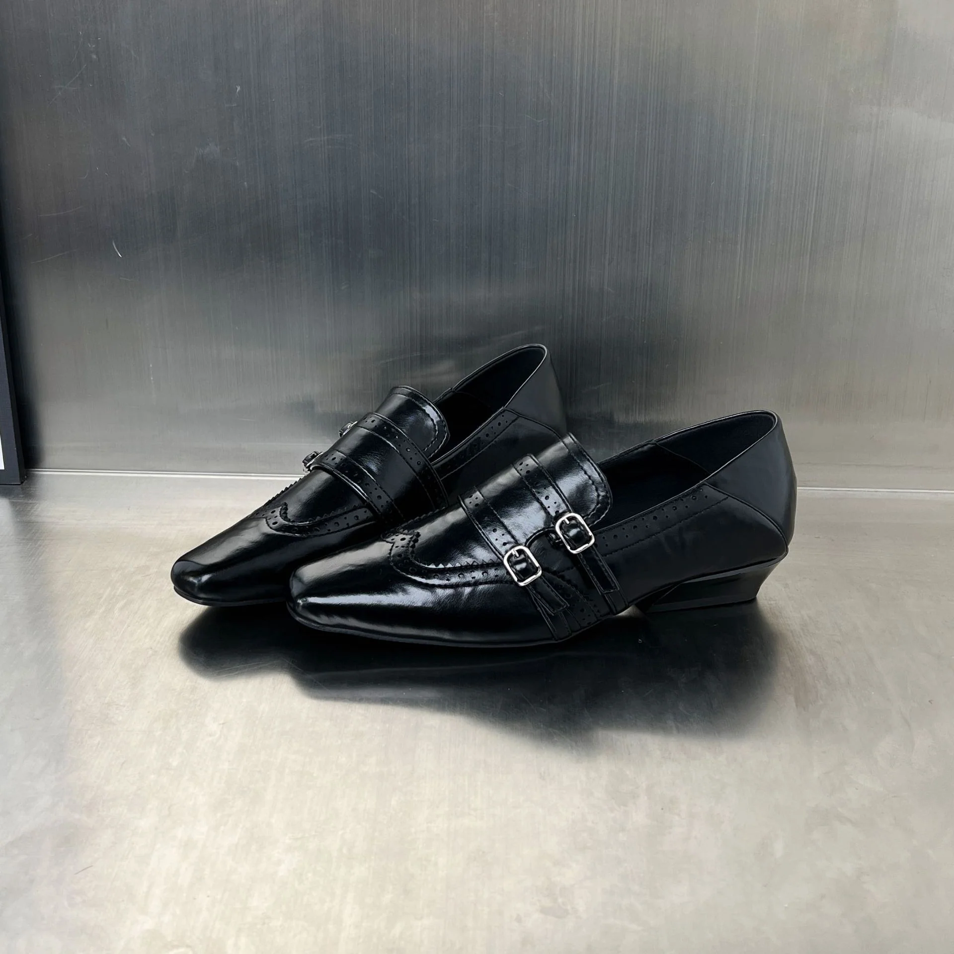Damen elegante Slipper mit modischen Schnallen Heidi Mode