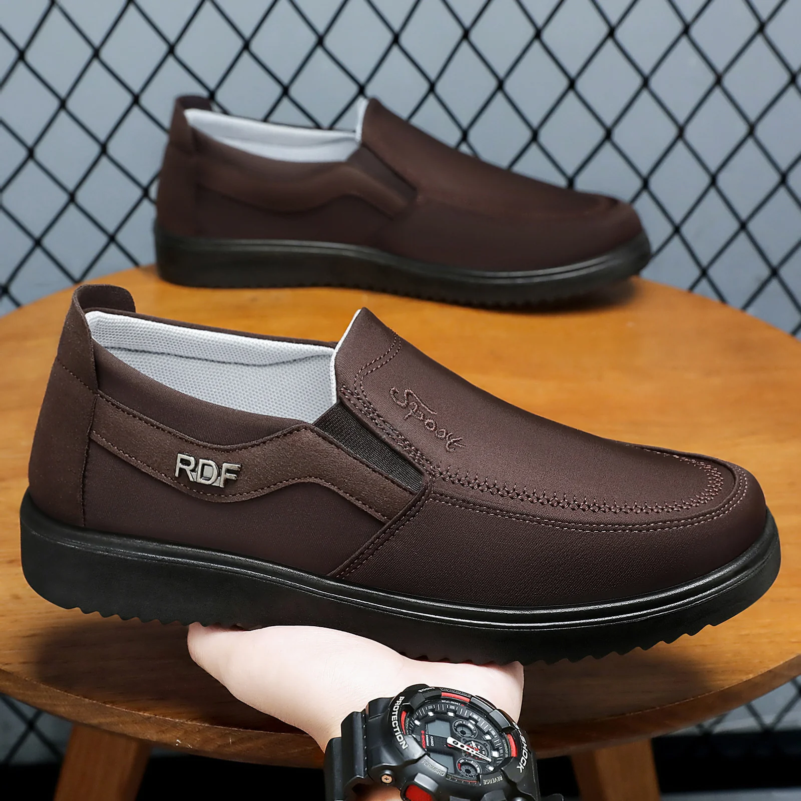 Damen Elegante Stretch Slip-On Schuhe mit rutschfester Sohle Heidi Mode