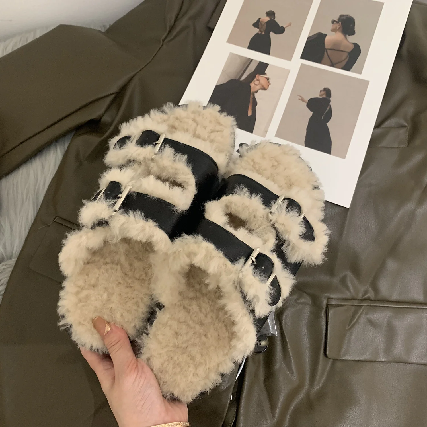 Damen Gemütliche Clogs mit verstellbaren Riemen und flauschigem Innenfutter Heidi Mode