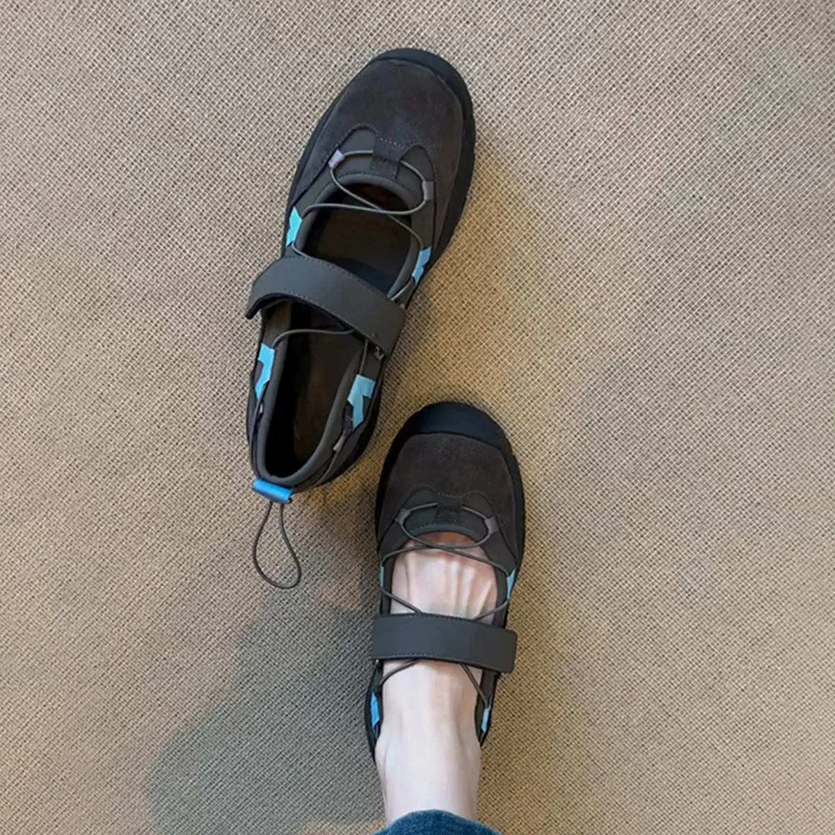 Damen Kletter- und Freizeitschuhe mit verstellbarem Klettverschluss und rutschfester Sohle Heidi Mode