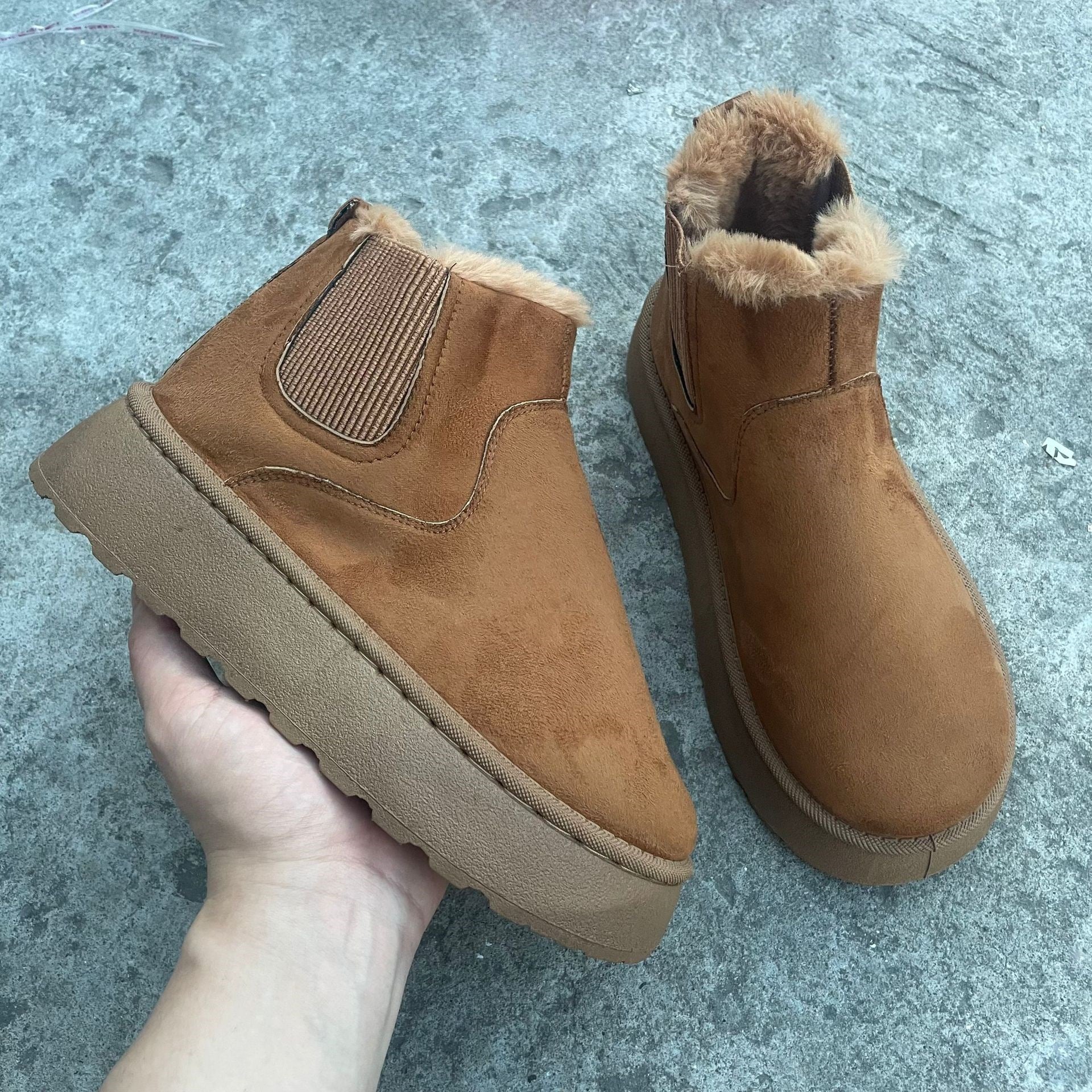 Damen Komfortable Chelsea-Stiefeletten mit Warmfutter Heidi Mode