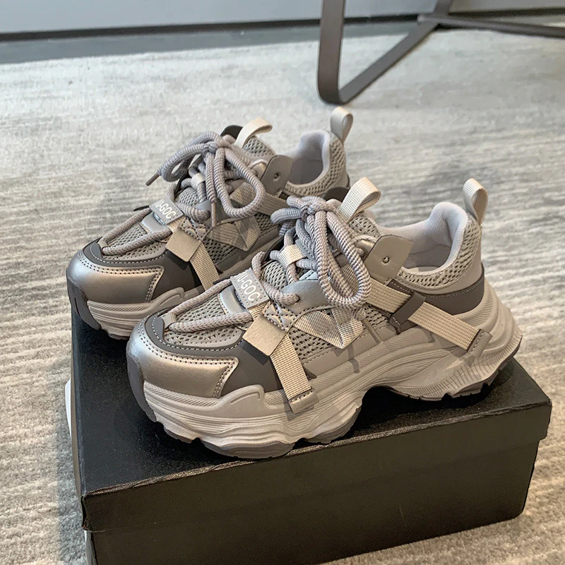 Damen leichte Lace-Up Sneakers mit robustem Obermaterial und flexibler Sohle Heidi Mode