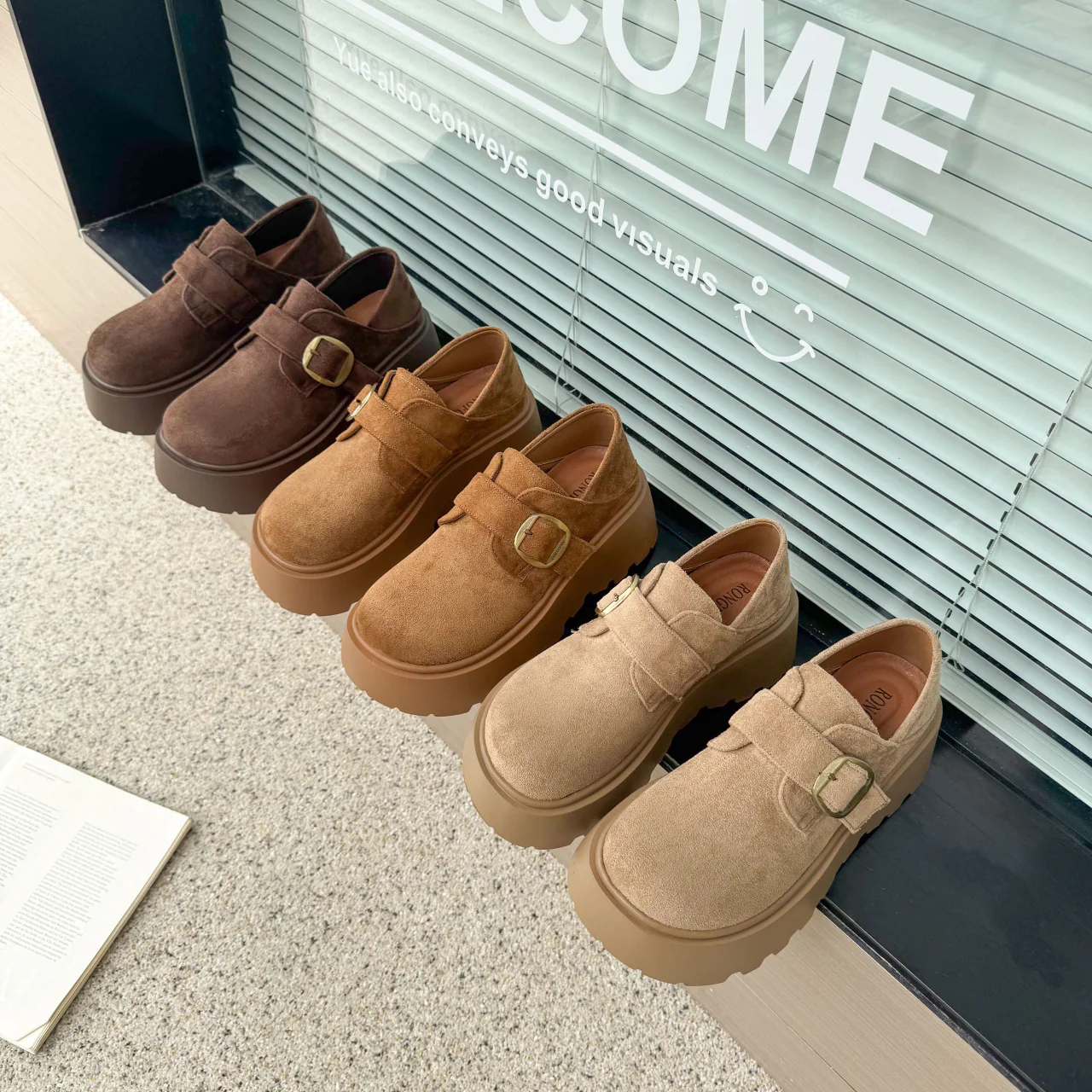 Damen Modische Mokassins mit robustem Plateau und verstellbarem Riemen Heidi Mode