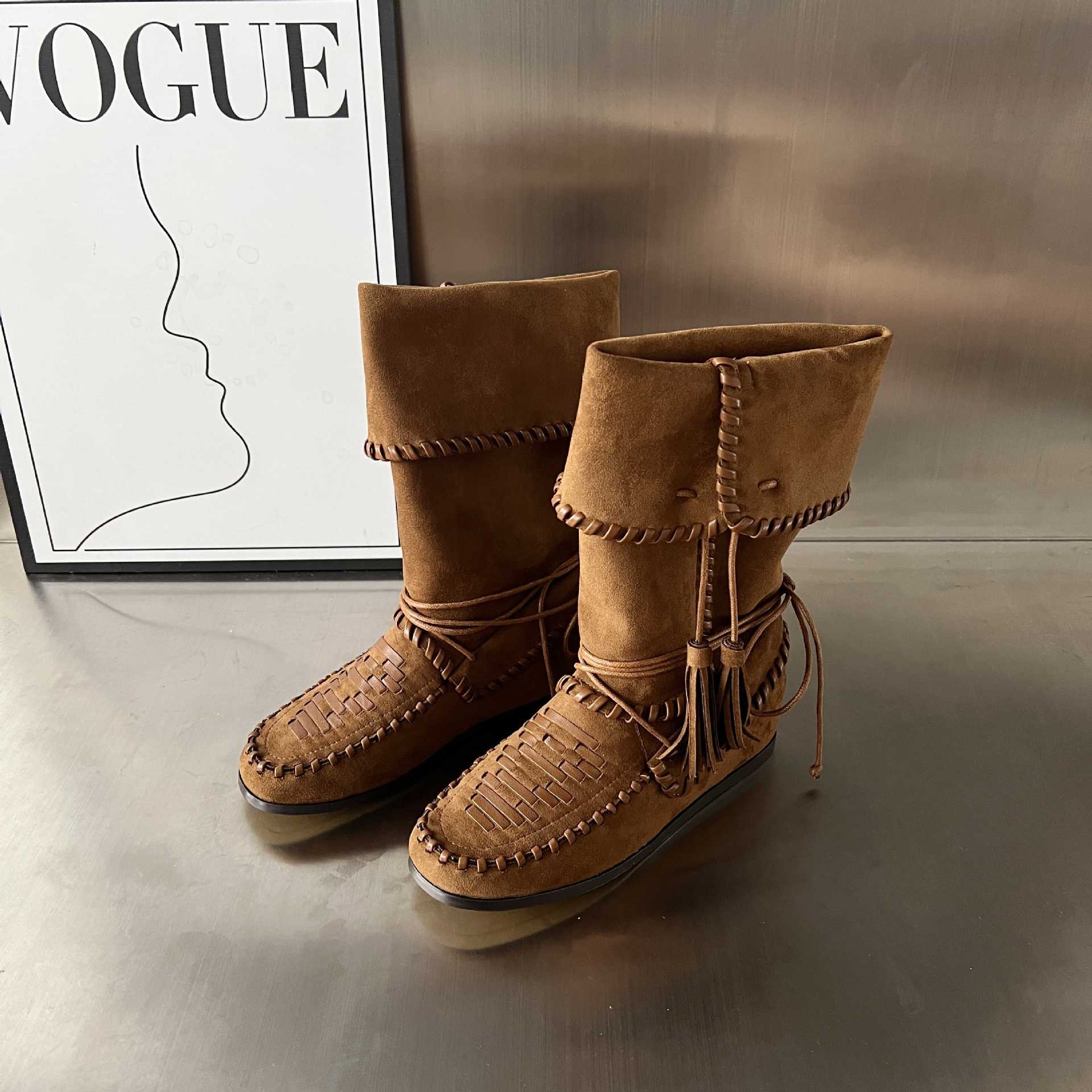 Damen Modische Mokassins-Stiefel mit einzigartigem Flechtmuster von Heidi Mode