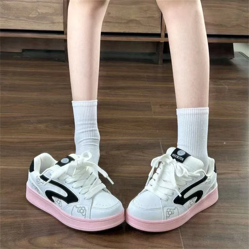 Damen Modische Sneakers mit floralen Motiv und bequemer Dämpfung Heidi Mode - Image 4