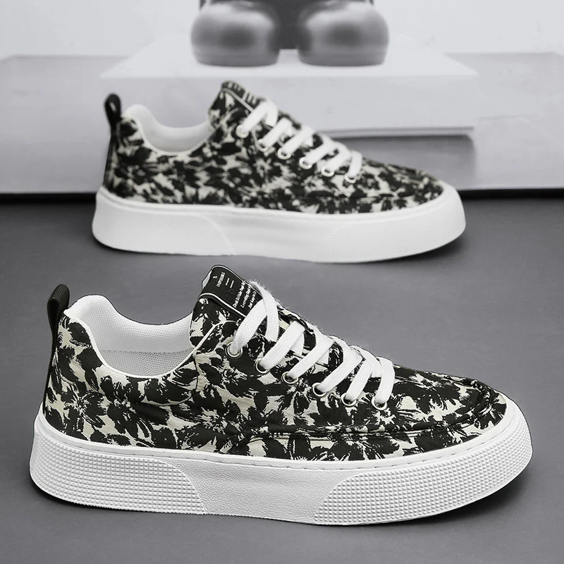 Damen Modische und lässige Sneakers mit floralem Muster Heidi Mode - Image 3