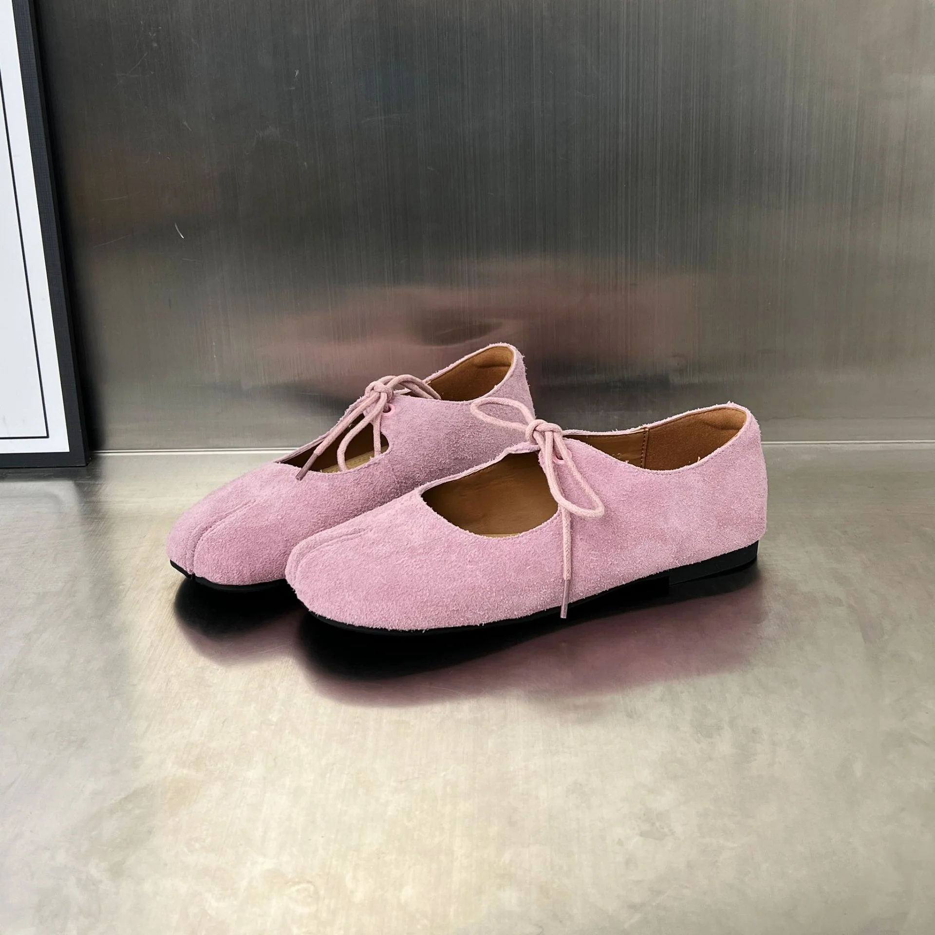 Damen Mokassins aus hochwertigem Wildleder mit eleganter Schnürung Heidi Mode - Image 2