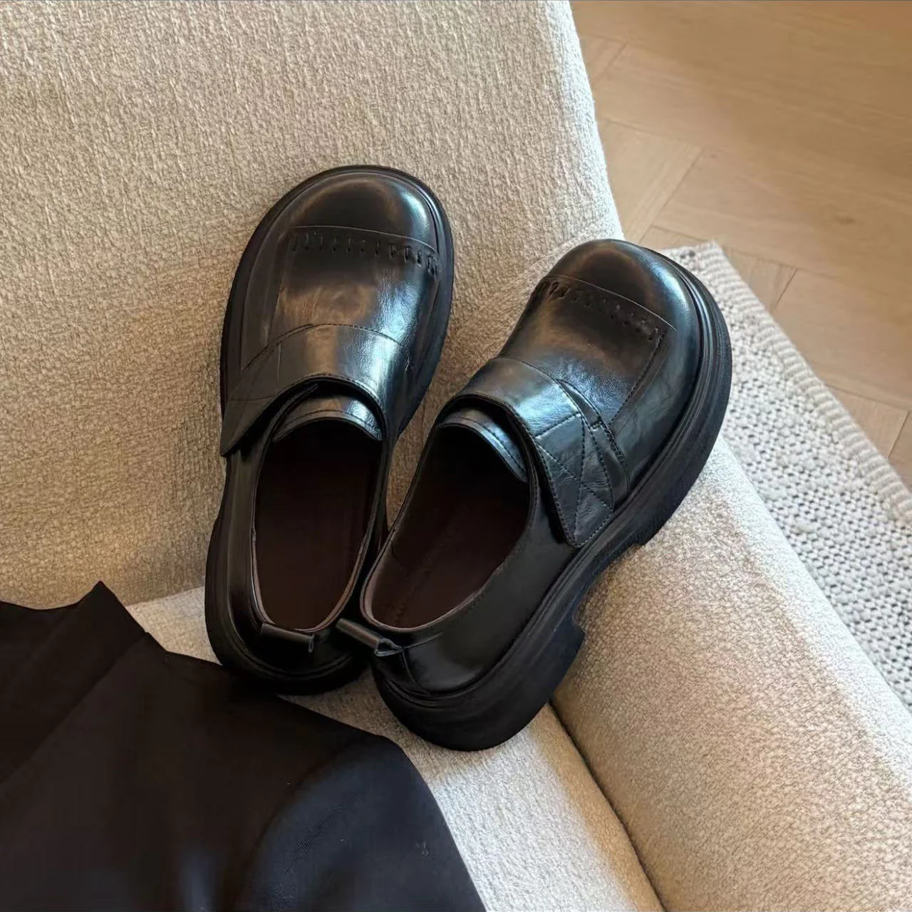 Damen Mokassins mit modischem Riemen und komfortabler Sohle Heidi Mode - Image 3