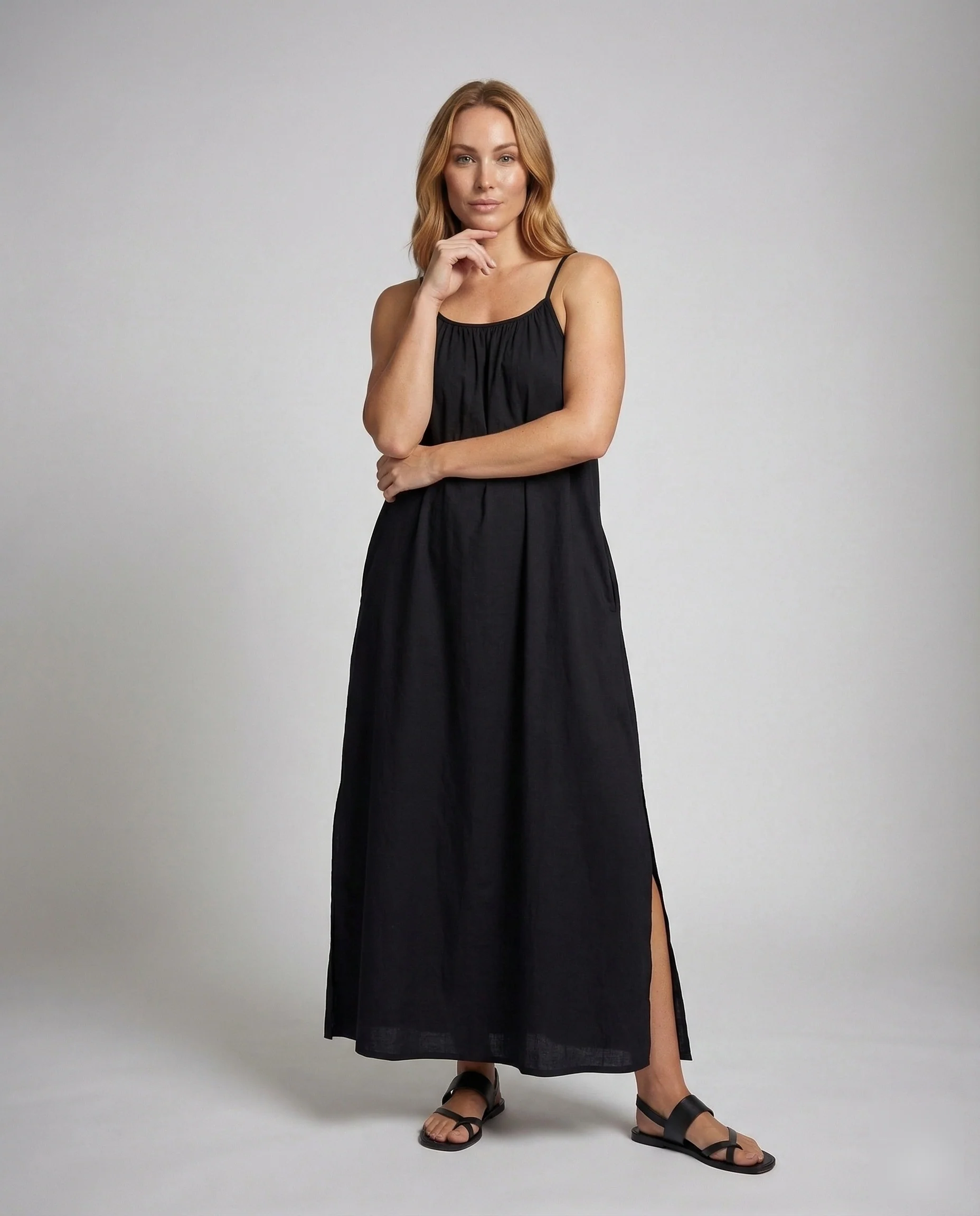 Damen Plissee Maxikleid mit Schmalen Trägern