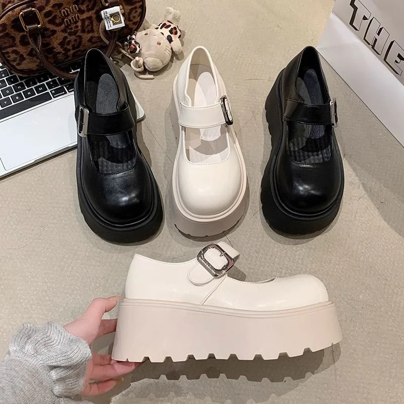 Damen Plattform-Schuhe mit Riemen und modischer Schnalle Heidi Mode