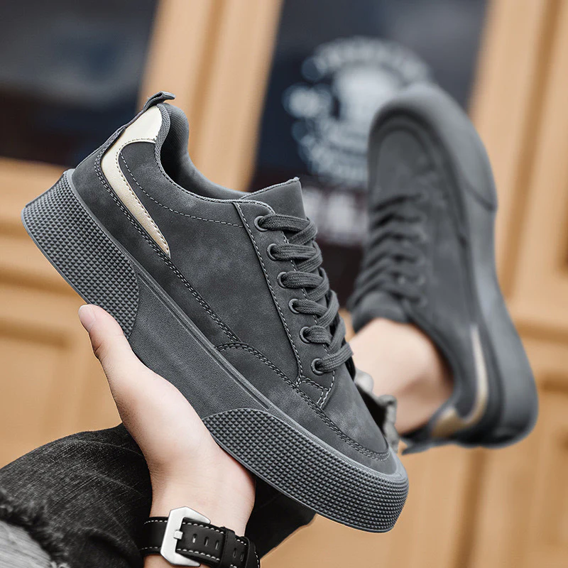 Damen Plüsch-Sneaker mit rutschfester Sohle und klassischem Design Heidi Mode