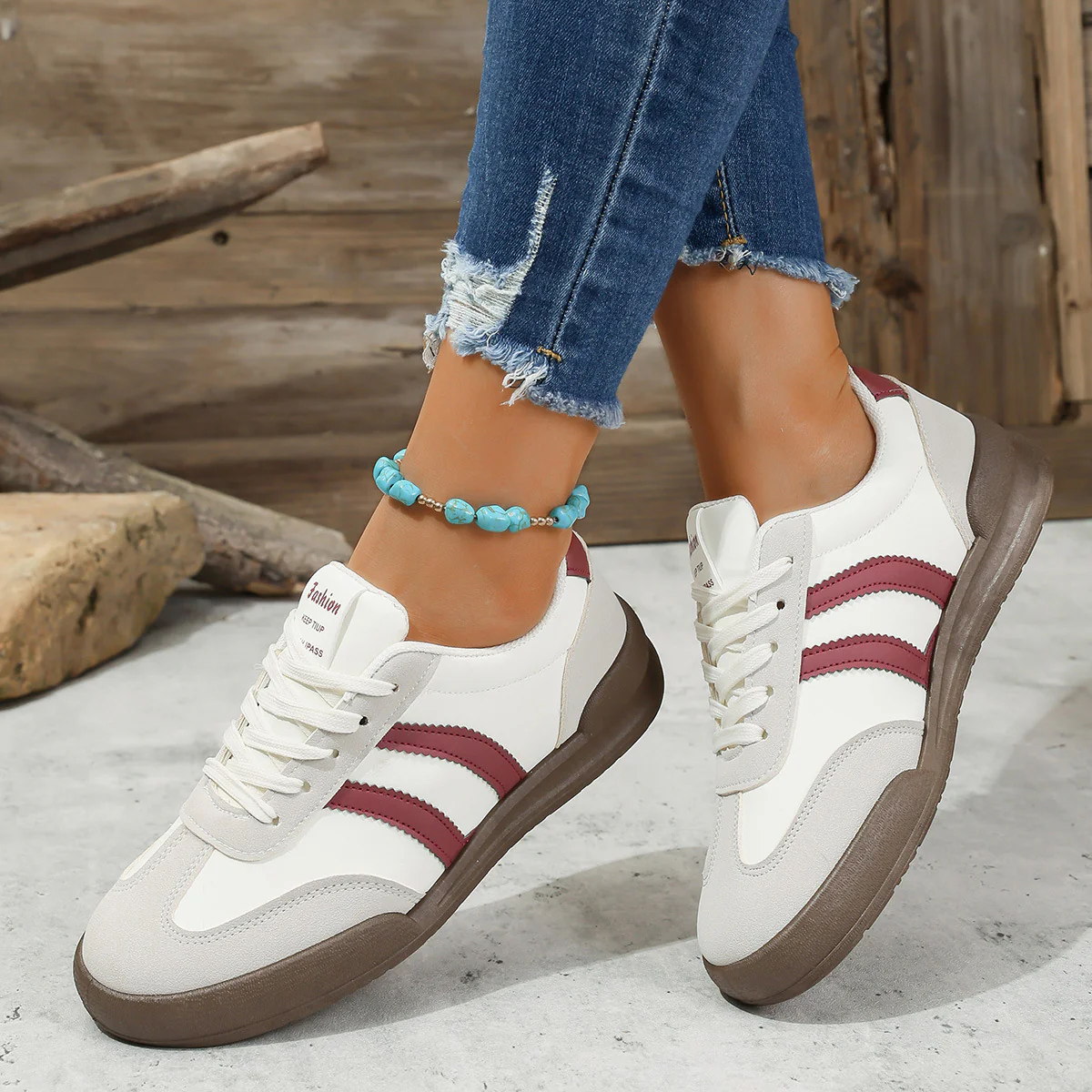 Damen Sneakers im sportlichen Vintage-Stil von Heidi Mode