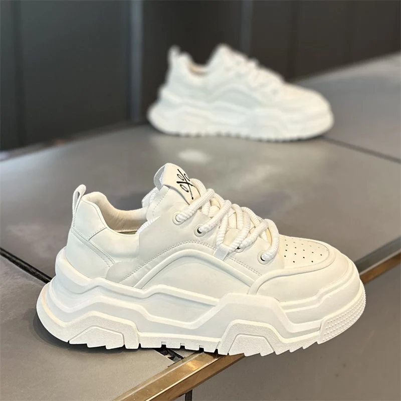 Damen Sportliche Chunky Sneakers mit ausgeprägtem Profil und atmungsaktiver Obermaterialstruktur Heidi Mode - Image 4