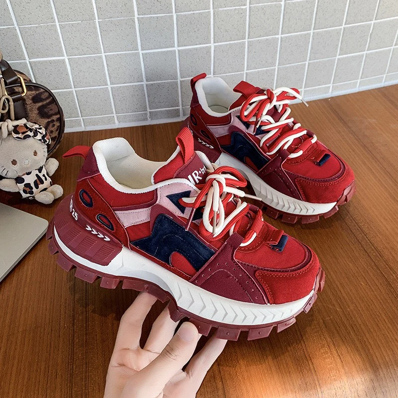 Damen Sportliche Chunky Sneakers mit einzigartigem Design Heidi Mode