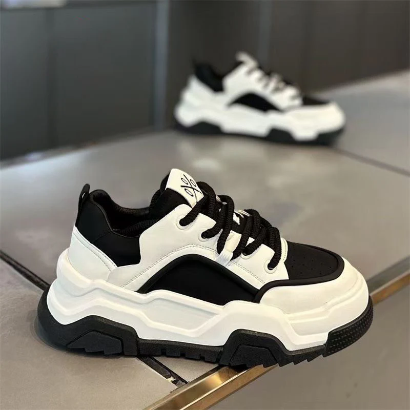 Damen Sportliche Chunky Sneakers mit ergonomischem Design und rutschfester Sohle Heidi Mode - Image 2