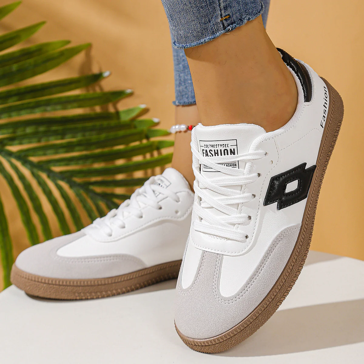 Damen Sportliche Sneaker mit hochwertiger Oberflächenstruktur und rutschfester Sohle Heidi Mode