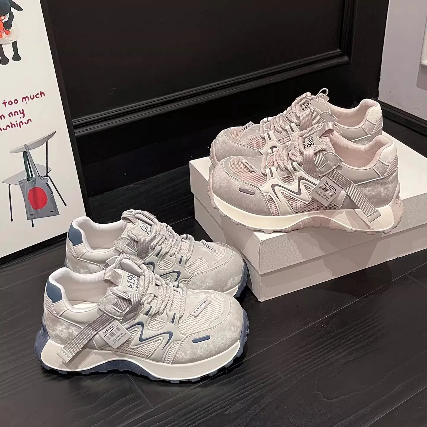 Damen Sportliche Sneakers mit atmungsaktiver Mesh-Oberfläche und verstärktem Fersenbereich Heidi Mode