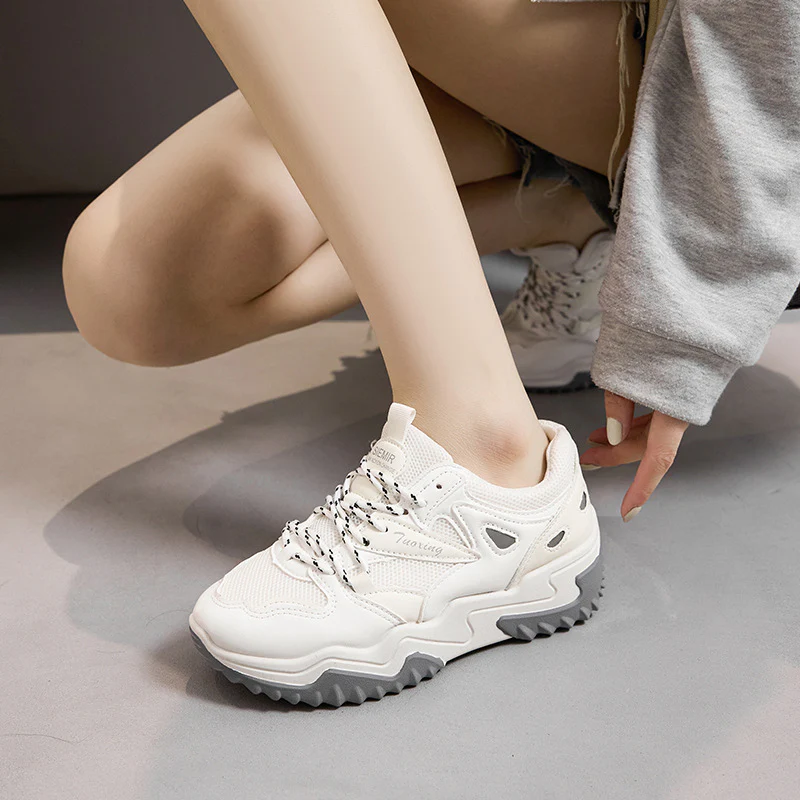 Damen Sportliche Sneakers mit hohem Komfort und rutschfester Sohle Heidi Mode