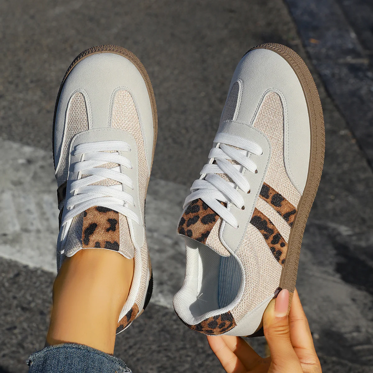 Damen Sportliche Sneakers mit modischen Leopardenakzenten und flexibler Laufsohle Heidi Mode