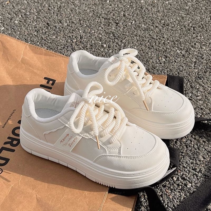 Damen Sportliche Sneakers mit polsternder Sohle und klassischem Design Heidi Mode
