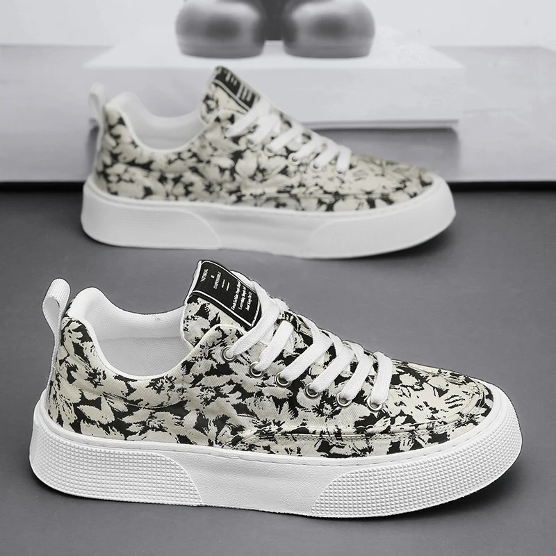 Damen Trendige Sneaker im floralen Design Heidi Mode - Image 4