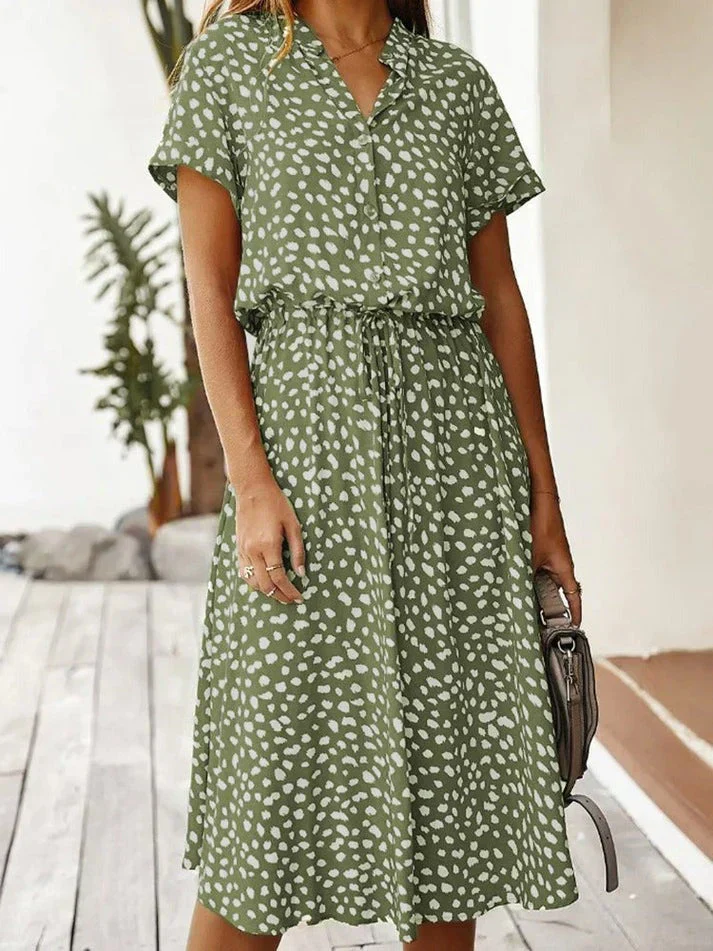 Heidi-Mode | Elegantes Kurzärmliges Hemdblusenkleid mit Polka Dots und Kordelzug In Der Taille