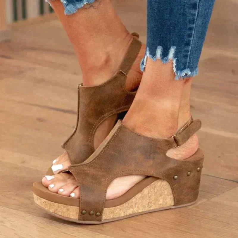 Heidi-Mode | Leder Keilabsatz Sandalen